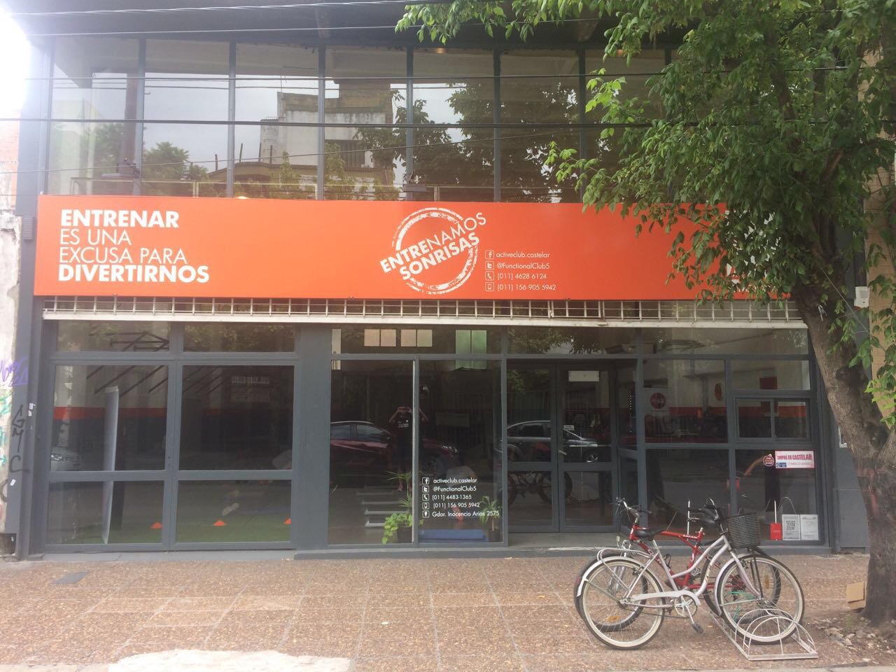 Fachada de Active Studio Castelar